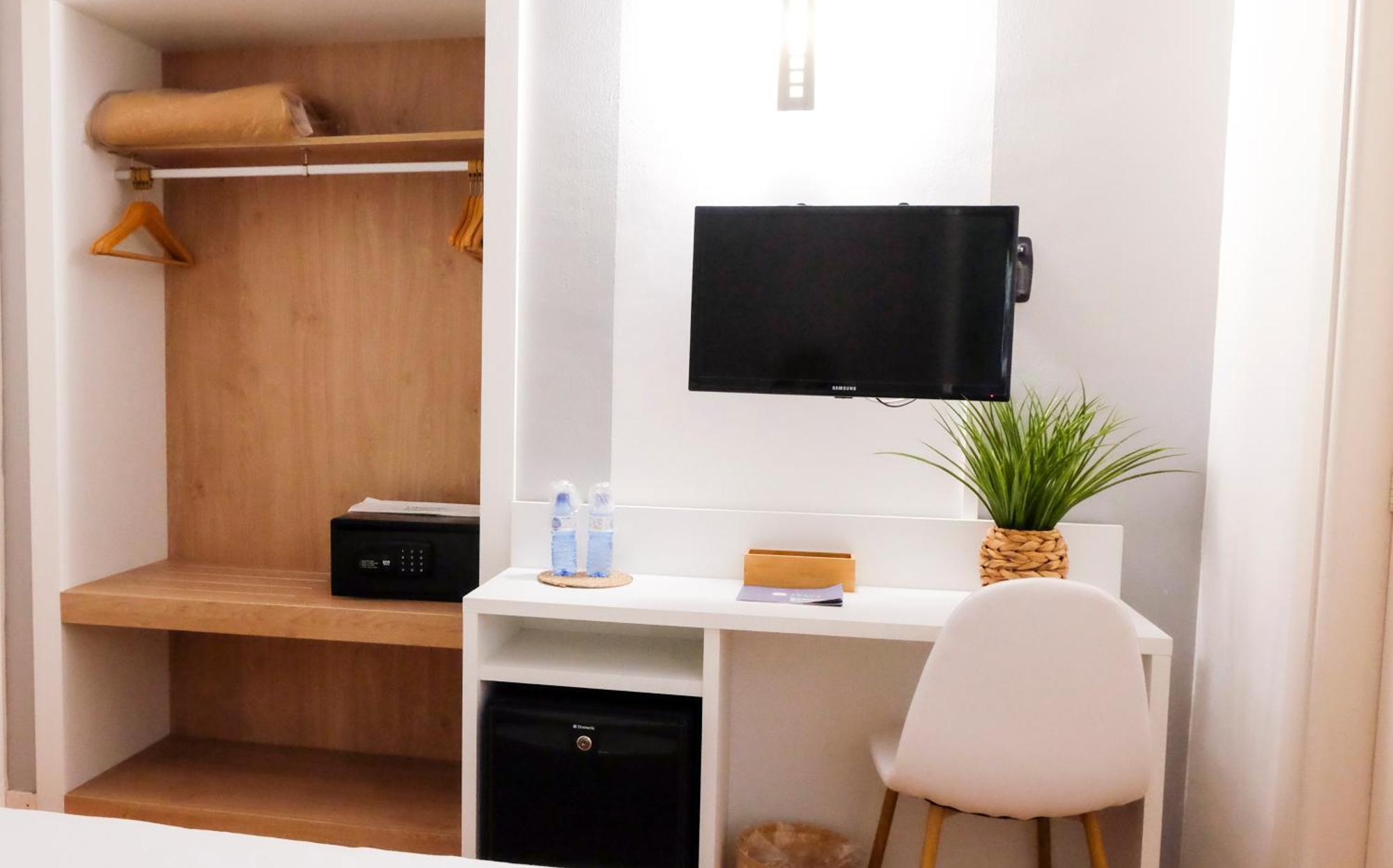 ホテル スブール シッチェス 部屋 写真