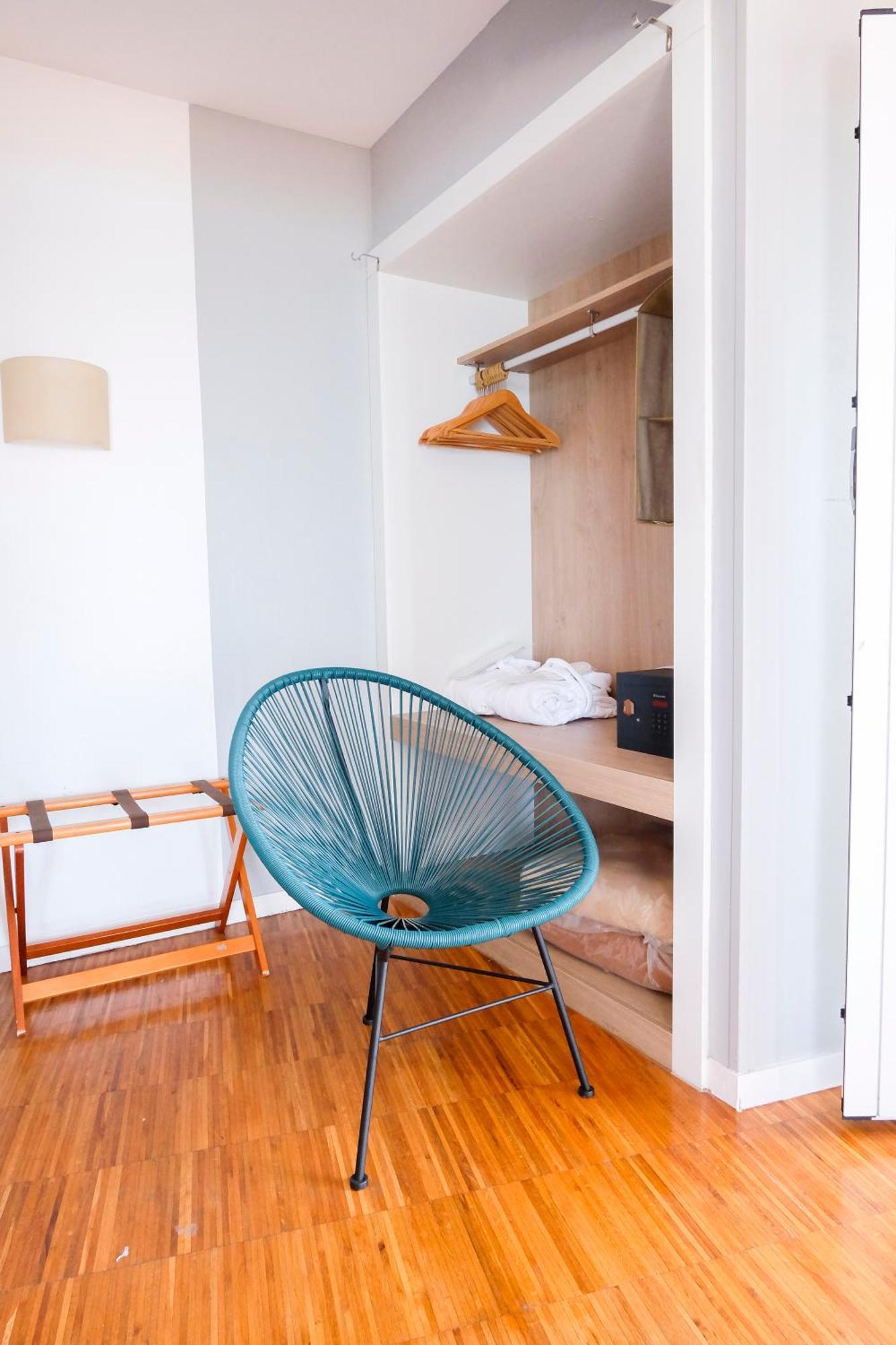 ホテル スブール シッチェス 部屋 写真